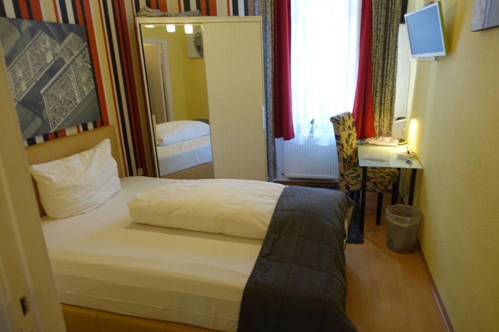 Hotel Villa Konstanz Berlim Exterior foto